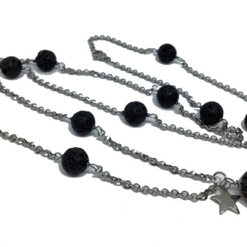 Håndlavet Unika halskæde med Lava sten og Zebra Calcit i ca 2 x 3 cm. Og rustfri stål kæde og en rustfri stål stjerne, kan laves kortere eller sættes forlænger kæde på, kæden er ca 110 cm
