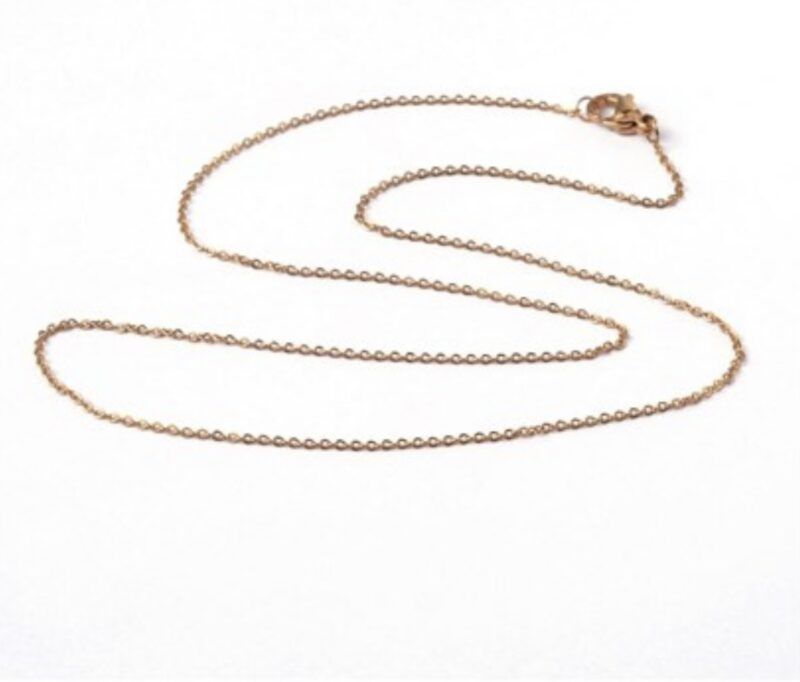 Tynd rustfri stål halskæde til både kvinder og mænd, cable chain med hummer lås i stål eller forgyldt stål