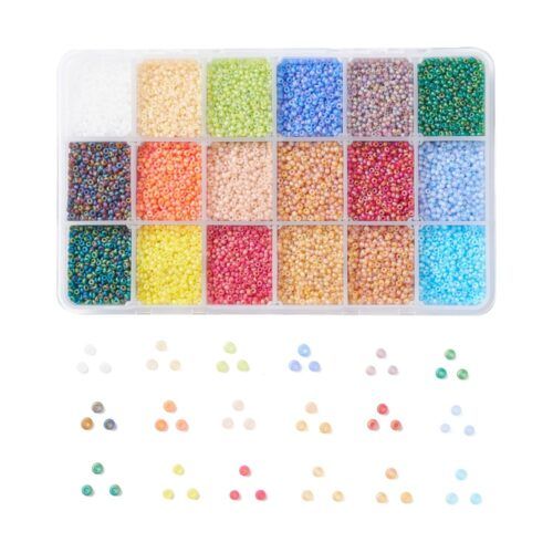 450gr. 18 forskellige farver runde glasperler i A grade, størelse 12/0, transperant, AB farver, perlerne er 2x1.5mm, hulva. 0.8mm, 25g/pr. Farve, ca 48000stk/pr kasse